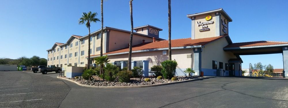 Vagabond Inn Executive Green Valley Εξωτερικό φωτογραφία
